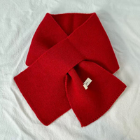 Écharpe tricotée rouge du Nouvel An pour femme, cache-cou court doux, cache-cou chaud festif, vente en gros d'usine