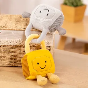 Yeni komik tasarım doldurulmuş oyuncak sevimli eşmerkezli kilit peluş oyuncak
