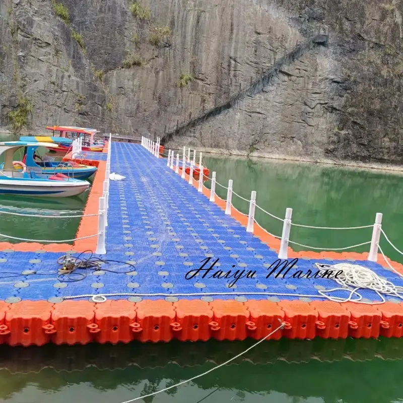 Warna Kustom Plastik Modular Mengambang Pontoon Jembatan Kapal Dock