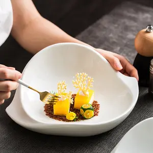 Ensaladera de fruta de cerámica blanca creativa Irregular sopa postre platos fríos cuenco plato de cena vajilla de cocina