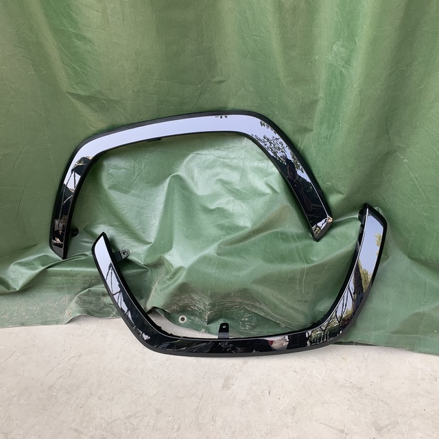 75602-42170-C0 75601-42170-C0 Left and Right Fender protection Strips for toyota RAV4