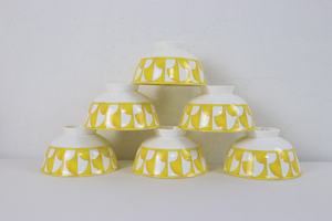 Customized Wholesale European Luxury Porcelain <b>Dinner</b> <b>Set</b> with <b>Bone</b> <b>China</b> Bowls and Spoons - Product Image 5