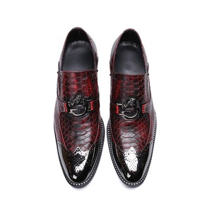 Chaussures habillées de luxe pour hommes, style Oxford plates à bout pointu en cuir bordeaux, à enfiler, pour l'automne, modèle tendance - Product Image 5