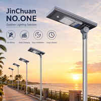 Lampadaire LED intelligent IP66 alimenté par énergie solaire/CA/batterie/CC avec caméra intégrée pour la sécurité routière, garantie 5 ans