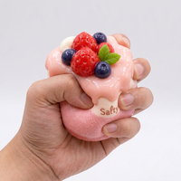 Jouet Squishy en Silicone Kawaii en Forme de Gâteau Fraise, Anti-Stress à Remontée Lente, Jouets à Presser, Vente en Gros OEM, Cadeau Promotionnel