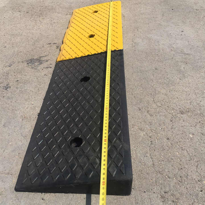 Rubber Kerb Slope - Durable 6cm Rubber Ramps for Garage