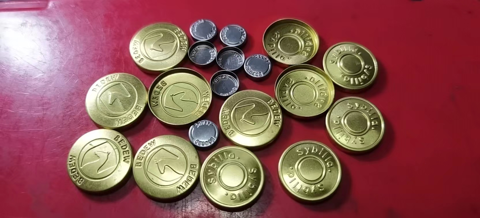 button assembly machine