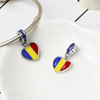 MULA Breloques drapeaux du monde, Pendentif en forme de cœur, Accessoires de bijoux en alliage DIY, Modèle J1-09, Vente en gros immédiate