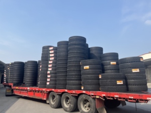 ยางรถบรรทุกหนัก Zc-Rubber 23.1-26 C7 แบบเรเดียลสำหรับงานวิศวกรรม - ยางธรรมชาติใหม่ - Product Image 2
