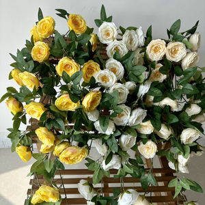 Guirnalda de Flores Artificiales Colgantes de 120 cm, Guirnalda de Flores de Peonía de Seda para Decoración de Techo de Bodas y Fiestas - Product Image 2