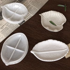 Bladeren Vorm Siliconenhars Mal Sieradenplaat Kaarsenhouder Mal Bladeren Vormen Mallen voor Beton Opslag Kunst Ambacht Cadeau Huisdecoratie - Product Image 4