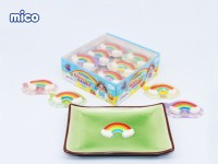Een heerlijke en leuke geschenkdoos met diverse fruitgums in de vorm van lachende sterren, perfect als tussendoortje voor kinderen.