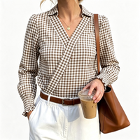 Chemisier tendance personnalisé pour femme, col en V, à carreaux vichy, manches longues à volants, pour le bureau et le quotidien, accepte la personnalisation OEM du logo et de la taille