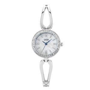Reloj de Pulsera de Cuarzo para Mujer con Cristales Plateados, Esfera de Nácar y Bisel Completo de Diamantes de Imitación, Brazalete de Eslabones Único - Product Image 5