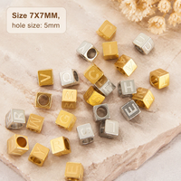 Perles carrées en acier inoxydable 7x7mm, breloques lettres A-Z plaquées or pour la fabrication de bijoux DIY, bracelets et colliers