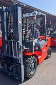 Montacargas Diésel HELI <span class=keywords><strong>CPCD30</strong></span> de 3 Toneladas <span class=keywords><strong>4WD</strong></span> con Altura de Elevación de 3m, Certificado por CE y EPA - Product Image 2