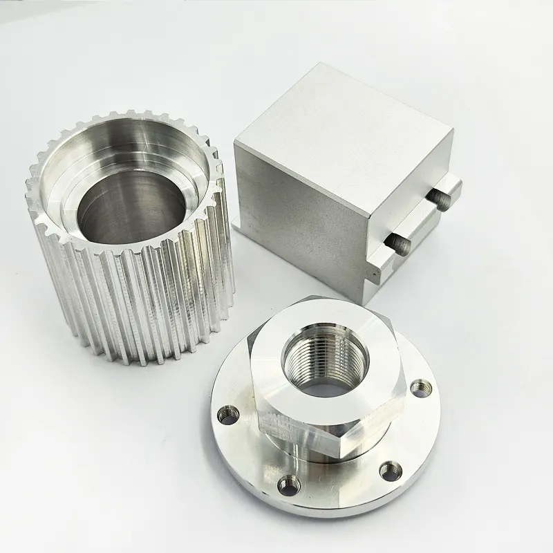 Personnalisation de haute qualité fraisage CNC pièces en aluminium anodisé pièces en acier inoxydable