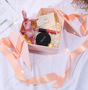 กล่องของขวัญวันวาเลนไทน์มีริบบิ้นปิดผนึกโลโก้ตามสั่งวัสดุกระดาษที่เป็นมิตรกับสิ่งแวดล้อมสำหรับชุดชั้นในสำหรับเป็นของขวัญ - Product Image 2