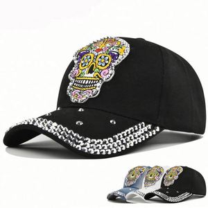 Casquettes de baseball sportives unisexes en denim à visière courbée 5 panneaux avec strass et fermeture snapback – Tissu courant, vente en gros - Product Image 1