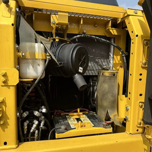 Excavatrice sur chenilles Komatsu PC120 d'occasion certifiée CE, 12 tonnes, avec godet de 0,48 m³, moteur Komatsu, durable pour la construction - Product Image 6