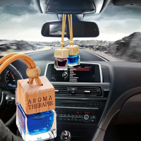 Diffuseur d'air liquide de luxe écologique en gros pour voitures, kit de parfum suspendu pour voiture, ensemble cadeau pendentif en verre, parfum longue durée
