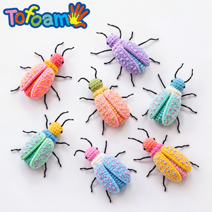 Muñeco de Broma de Ganchillo de Cucaracha Divertida, Juguete de Broma para Adultos, Regalo de Broma de Gran Venta - Product Image 3