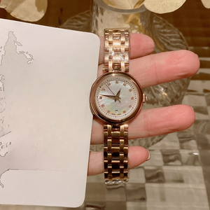 Montre de luxe haut de gamme, mouvement à quartz précis, bracelet fin en acier inoxydable, cadran en nacre, étanche, Longines. - Product Image 3