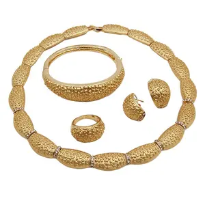 Aleación de zinc collar pendientes pulsera anillo moda conjuntos de joyería Africana Dubai 18K oro sólido conjuntos de joyería de lujo para mujeres