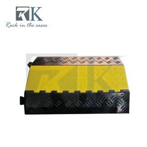 แผ่นยางป้องกันสายเคเบิลแบบกันน้ำสำหรับคอนเสิร์ต - Product Image 1