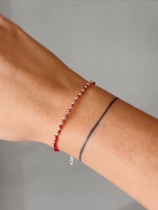 สร้อยข้อมือหินธรรมชาติสีเขียว ลูกปัดพลอยธรรมชาติทรงเหลี่ยม เงินชุบสแตนเลส 316L เครื่องประดับแฟชั่นทันสมัยสำหรับทุกเพศ - Product Image 2