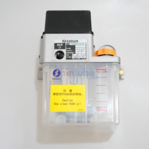 SHOWA LCB 40111R-CH ปั๊มน้ำมันหล่อลื่นไฟฟ้าแบบใหม่ของแท้ ถังขนาด 2 ลิตร AC220V สำหรับ PLC ใช้สำหรับควบคุมอัตโนมัติ - Product Image 1