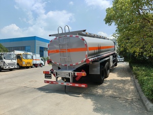 Export Type New 6x4 Rear Double Axle Diesel Gasoline Oil Tank <b>Transport</b> Vehicle with DongFeng Chassis Over 150HP High Torque - Product Image 5