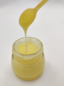 BEESTAR <span class=keywords><strong>Gelée</strong></span> <span class=keywords><strong>royale</strong></span> de haute <span class=keywords><strong>qualité</strong></span> 10-HDA 1,6% de teneur en 10-HDA Produit apicole naturel congelé en vrac Produits apicoles en gros - Product Image 1