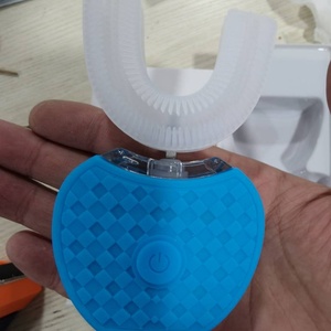 Brosse à Dents Électrique en Forme de U pour Adultes et Enfants - Product Image 2