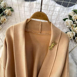 ชุดเซ็ตสองชิ้นสำหรับผู้หญิง ชุดลำลองหรูหรา เสื้อโค้ทยาวผูกเข็มขัด ชุดเดรสไหมพรมเข้ารูป ชุดสูทผู้หญิง 2 ชิ้น - Product Image 4