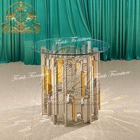 Nouvelle conception de table à gâteau de mariage moderne avec base ronde, couleur personnalisable, pieds en acier inoxydable et plateau en verre