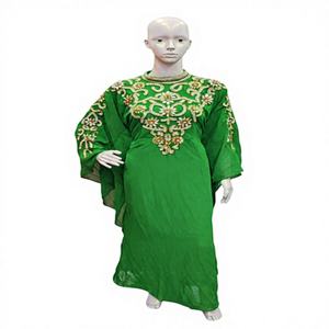 ชุดกะฟตันประดับด้วยลูกปัดสีเขียวมรกต งานปักลายทองประณีต แขนเสื้อคลุมสไตล์กิโมโนแบบราชวงศ์พลิ้วไหว ความยาวระดับพื้น เหมาะสำหรับงานแต่งงาน - Product Image 1