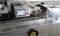 Ligne de production de machines d'emballage de sachets à fermeture sur quatre côtés entièrement automatiques à commande PLC haute vitesse pour aliments en granulés et en poudre