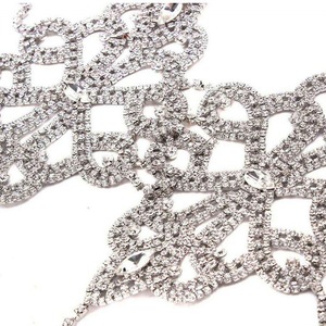 Bijoux fantaisie, nouvelle chaîne <span class=keywords><strong>de</strong></span> corps sexy en cristal et strass, chaîne <span class=keywords><strong>de</strong></span> poitrine géométrique incrustée <span class=keywords><strong>de</strong></span> diamants, vente en gros - Product Image 5