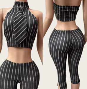 Viviblook Z623ST07 nouveau gilet à revers sans manches à rayures haut court pantalon court deux pièces ensemble grande taille pour vêtements pour femmes - Product Image 1