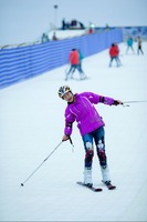 Tapis de ski extérieur de haute qualité, personnalisé par le fabricant, en forme de champignon blanc, résistant à l'usure, pour pistes de ski sur neige sèche