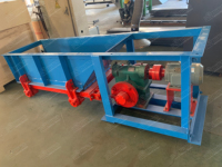 Alimentateur par chute pour le déchargement de la trémie de stockage de minerai, équipement d'alimentation pour concasseur à mâchoires, broyeur à boulets, usine de concassage de minerai d'or, de cuivre et de fer
