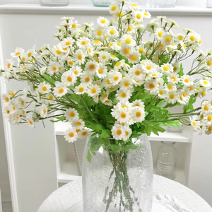 Meilleures ventes, vente en gros usine : 30 petites marguerites fraîches en forme de <span class=keywords><strong>t</strong></span>ête, style Mori, pour décoration maison et mariage, accessoires de photographie - Product Image 6