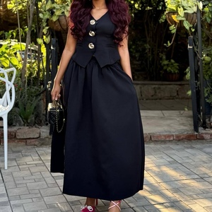 Conjunto de 2 Piezas de Moda para Mujer: Chaleco sin Mangas con Cuello en V y Botones, y Falda Larga Elegante de Inspiración Africana - Product Image 2