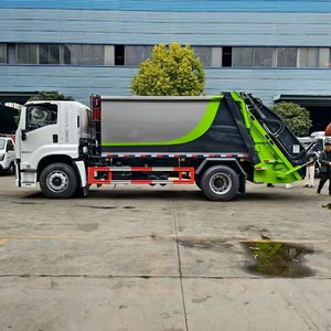Camion compacteur de déchets Isuzu GIGA 16CBM à chargement arrière - Product Image 2