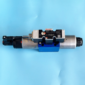 R90092568 4WRAE10W1-30-2X/G24N9K31/F1V ตัวควบคุมทิศทางแบบสัดส่วนที่ทำงานโดยตรง (พร้อมอุปกรณ์อิเล็กทรอนิกส์ OBE ในตัว) - Product Image 3