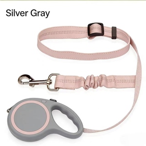 Correa de Tracción para Perros de Nailon Reflectante a la Moda, Cinturón de Seguridad para Automóvil con Amortiguador y Función Retráctil, Diseño Estampado para Mascotas - Product Image 6