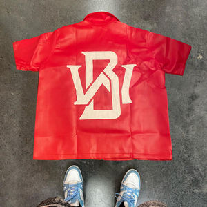 <span class=keywords><strong>Camicia</strong></span> in <span class=keywords><strong>pelle</strong></span> personalizzata Bomber <span class=keywords><strong>giacca</strong></span> con Zip t-Shirt uomo a maniche corte <span class=keywords><strong>camicia</strong></span> da uomo con toppa ricamata <span class=keywords><strong>camicia</strong></span> in <span class=keywords><strong>pelle</strong></span> sintetica - Product Image 2