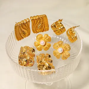 HP Nueva flor geometría vintage pendientes de lujo chapados en oro 18K Pendientes chapados en oro al por mayor