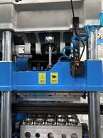 DM-60 3/4 Stations Automatische Plastic Thermoformmachine voor Clamshell Fruitverpakkingen Hoge Snelheid Hoge Kwaliteit
